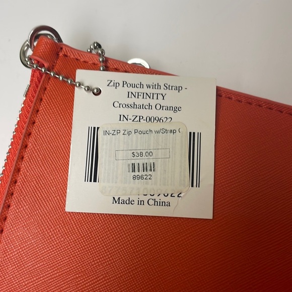 Toss Designs Orange leather wristlet purse/clutch (NWT) - Picture 5 of 5